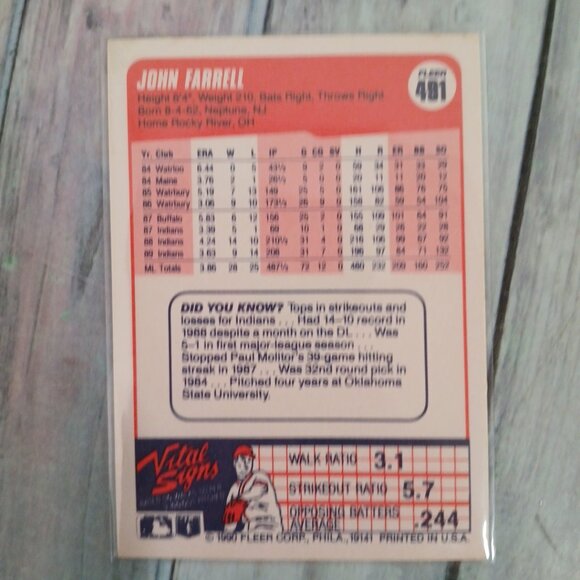 1990 Fleer John Farrell Cleveland Indians - Picture 3 of 4